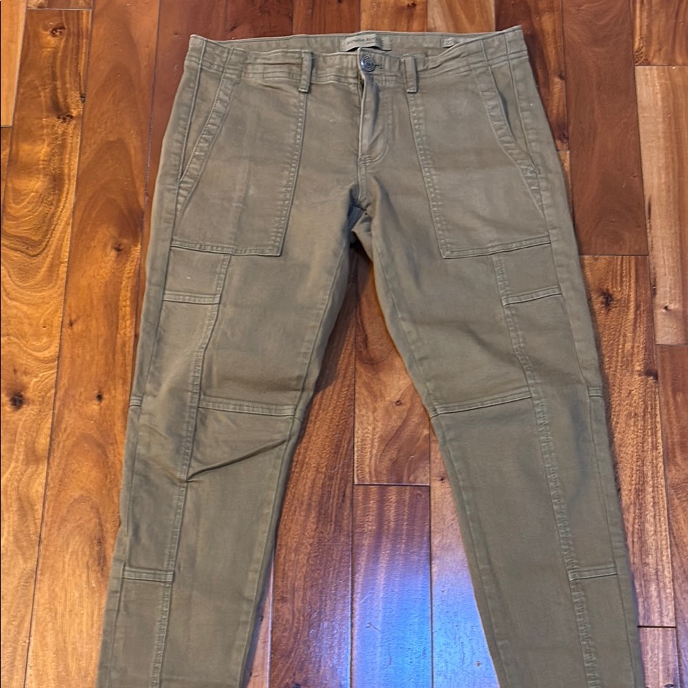 Banana Republic women Khaki Chinos